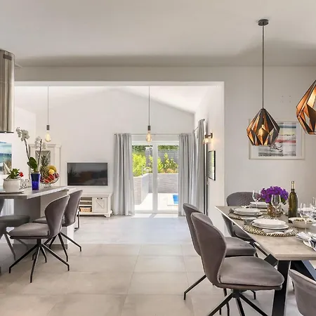 Camelia Holiday home Porec