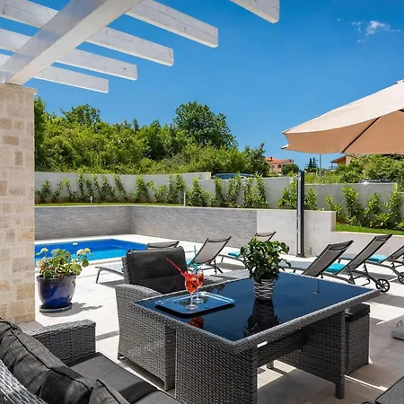 Camelia Holiday home *