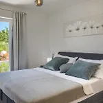 Semesterbostad Camelia Poreč