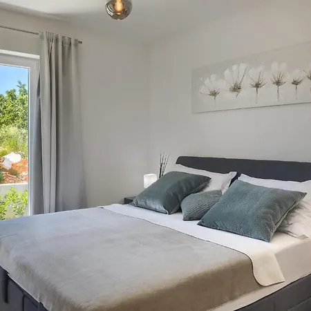 Feriehus Camelia Poreč